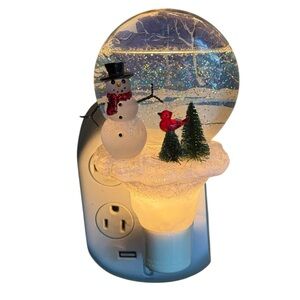Holiday Christmas Snowman Snow‎ Globe Glitter Night Light 6.5" Tall